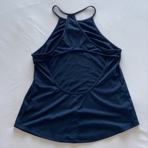 Tank - Picture 2 of 2